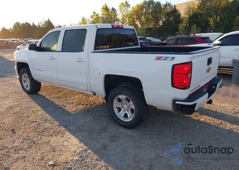 2017 Chevrolet Silverado 1500 2Lt из США, поврежденный, VIN 3GCUKREC6HG468437